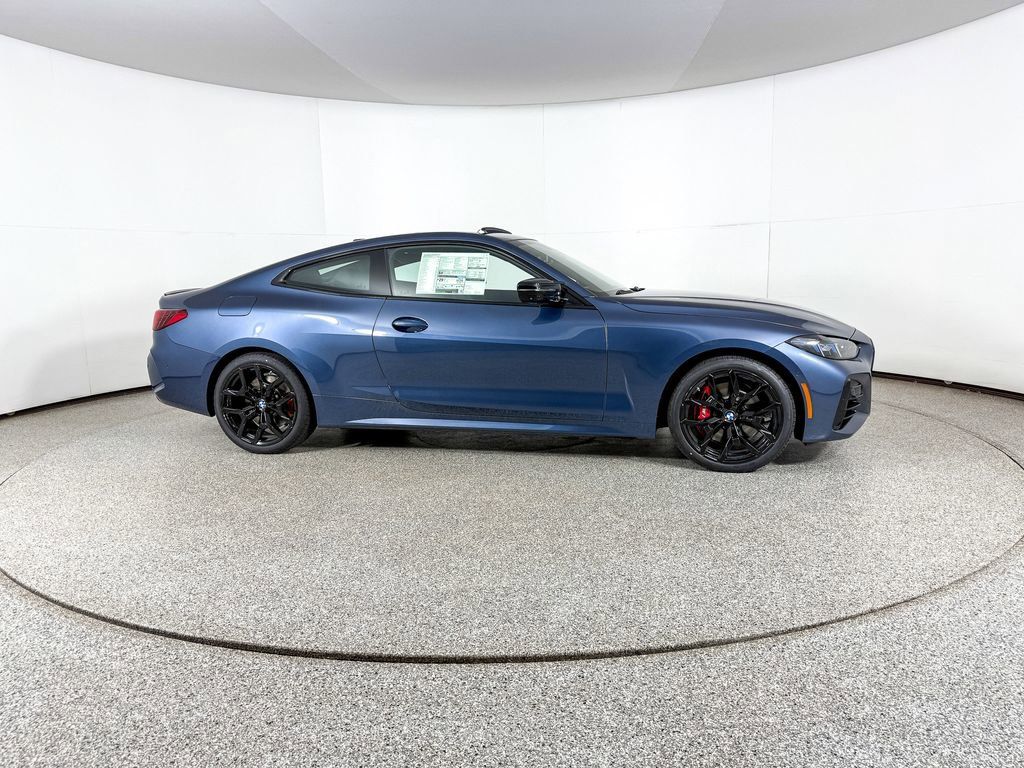 Thumbnail: 2026 BMW 4 Series - 5