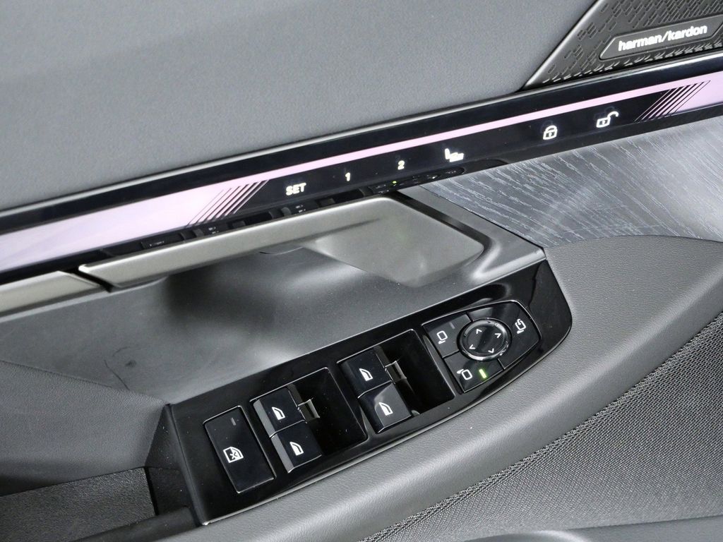 Thumbnail: 2026 BMW 5 Series - 34