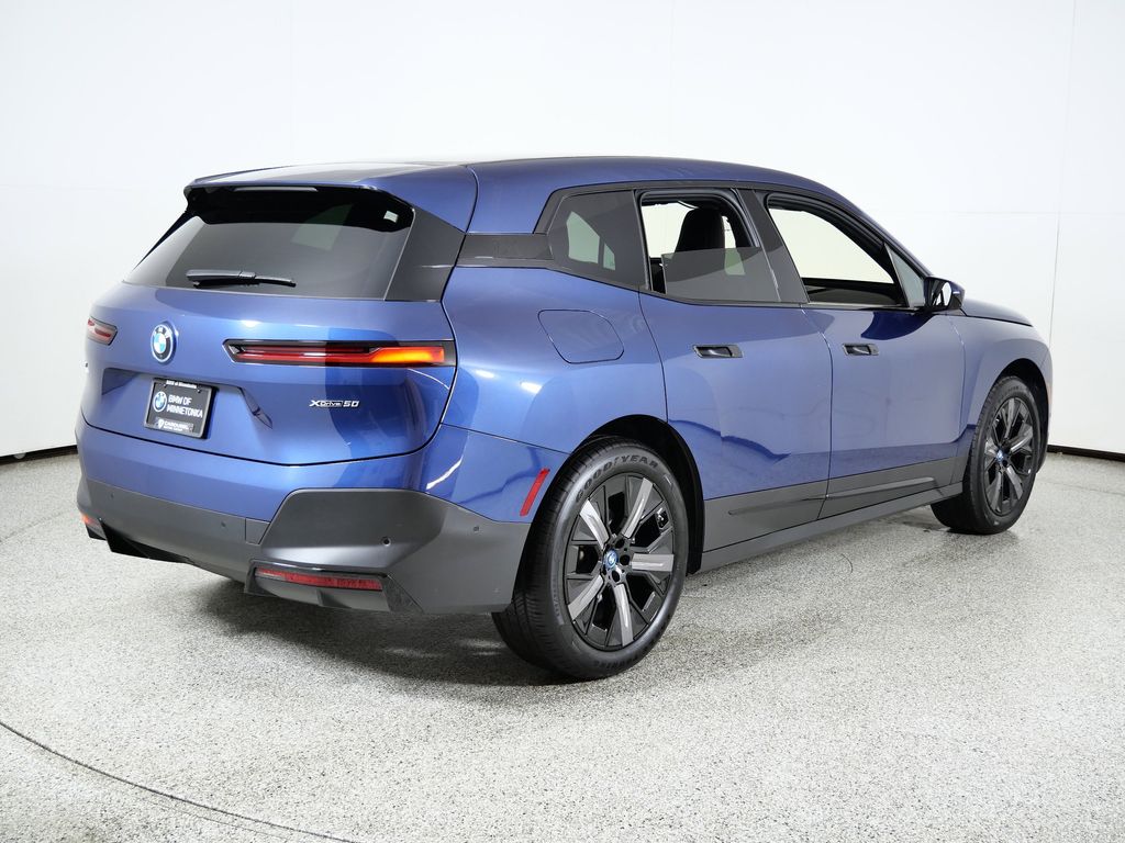 Thumbnail: 2025 BMW iX - 11