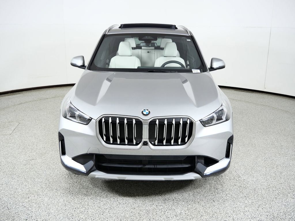Thumbnail: 2026 BMW X1 - 18