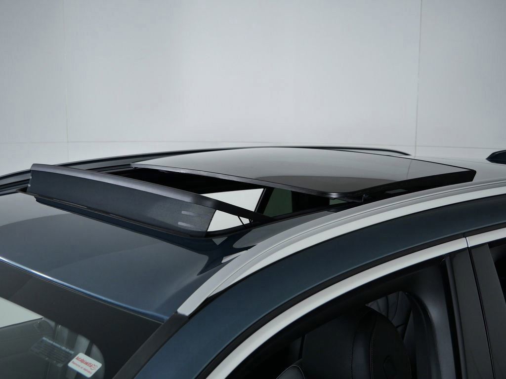 Thumbnail: 2026 BMW X5 - 19