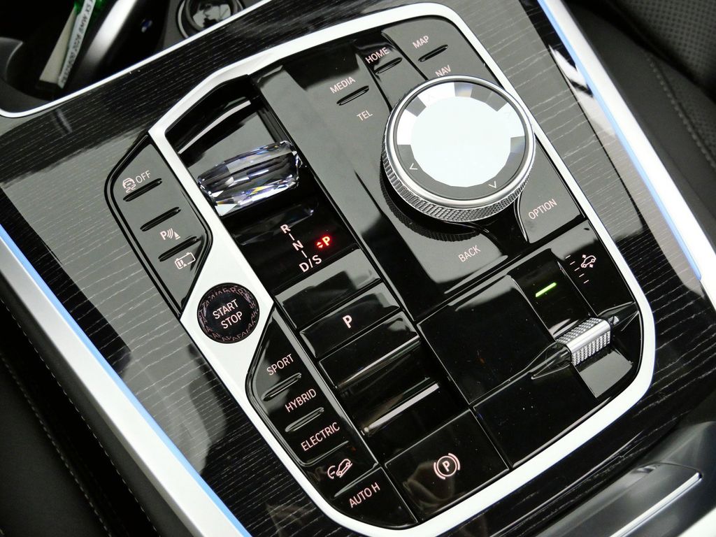 Thumbnail: 2026 BMW X5 - 48
