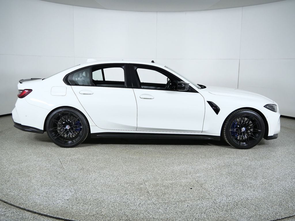 Thumbnail: 2022 BMW M3 - 9