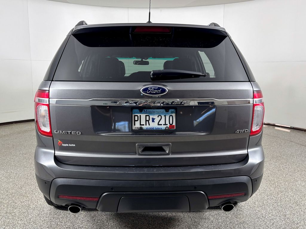 Thumbnail: 2011 Ford Explorer - 7