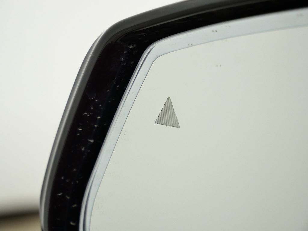 Thumbnail: 2025 BMW Z4 - 36