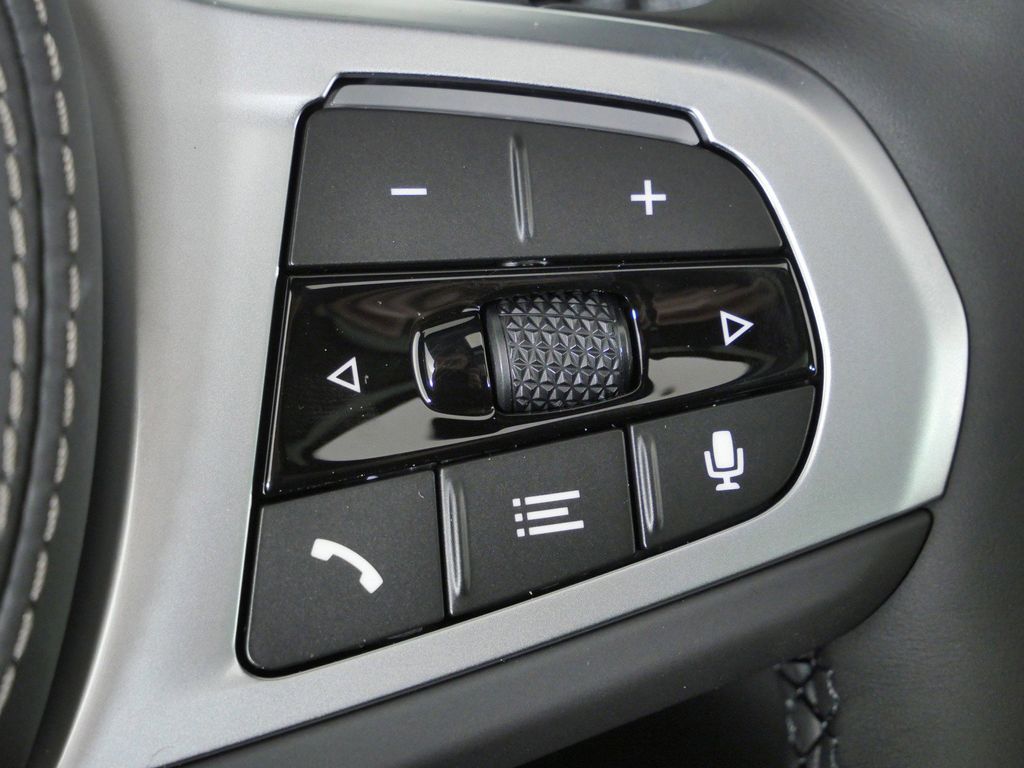Thumbnail: 2026 BMW X5 - 42
