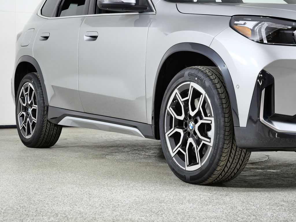 Thumbnail: 2026 BMW X1 - 6