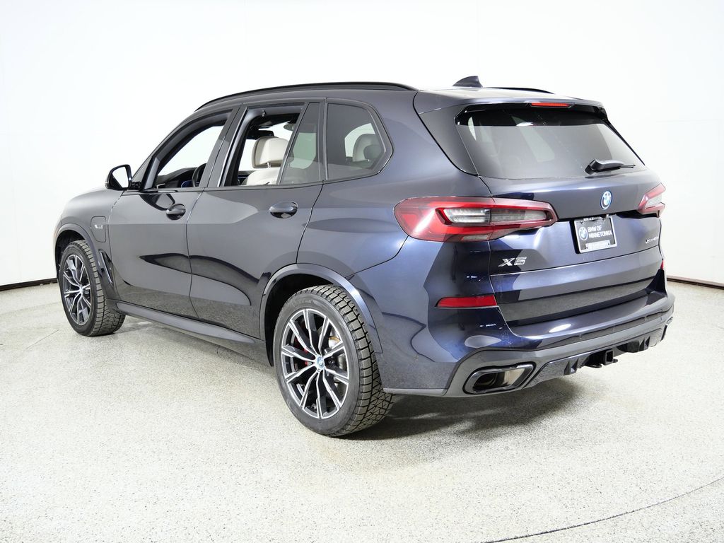 Thumbnail: 2023 BMW X5 - 15