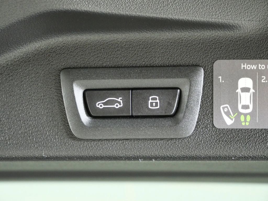 Thumbnail: 2026 BMW X5 - 32