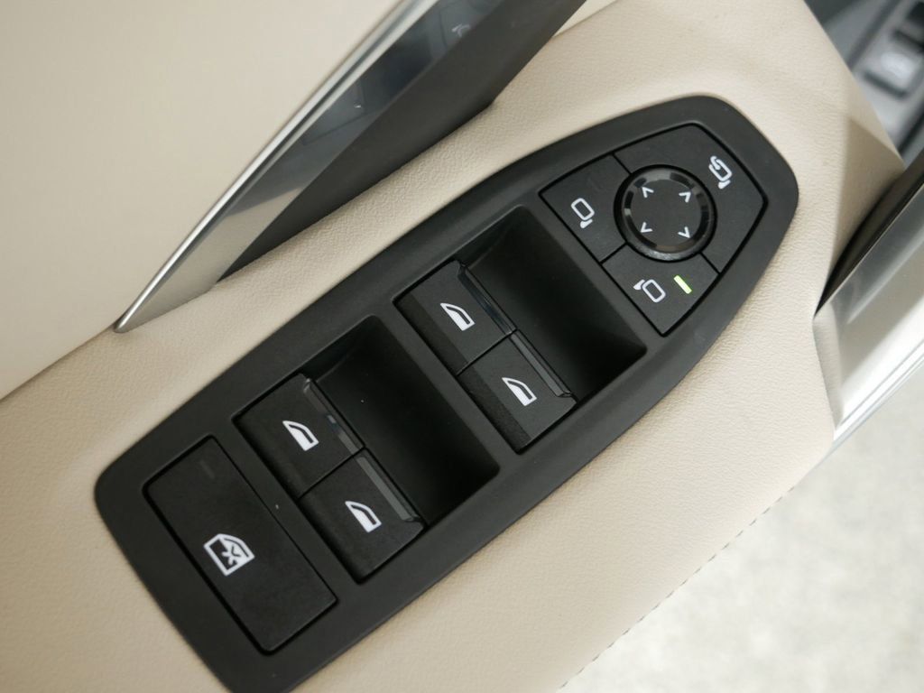 Thumbnail: 2025 BMW X1 - 33