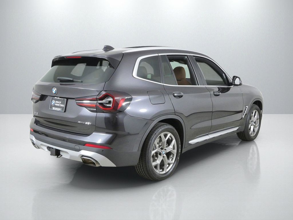 Thumbnail: 2024 BMW X3 - 11