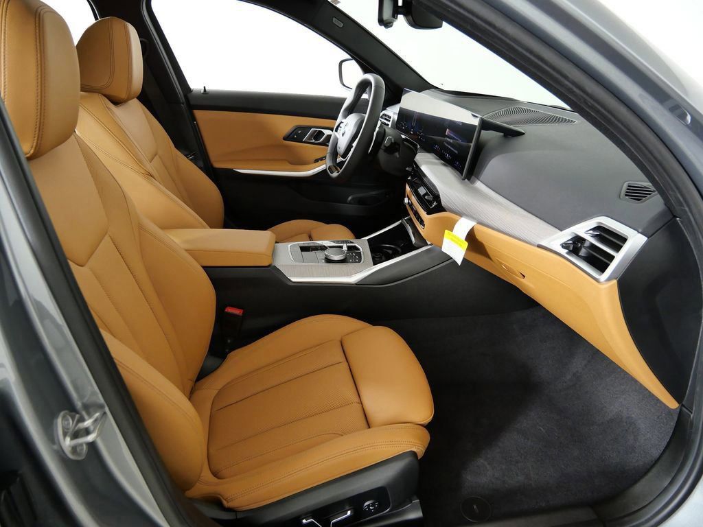 Thumbnail: 2026 BMW 3 Series - 21