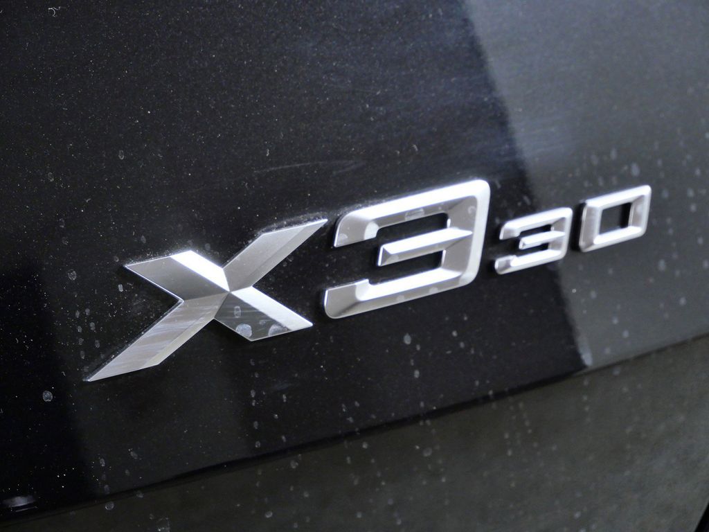 Thumbnail: 2026 BMW X3 - 12