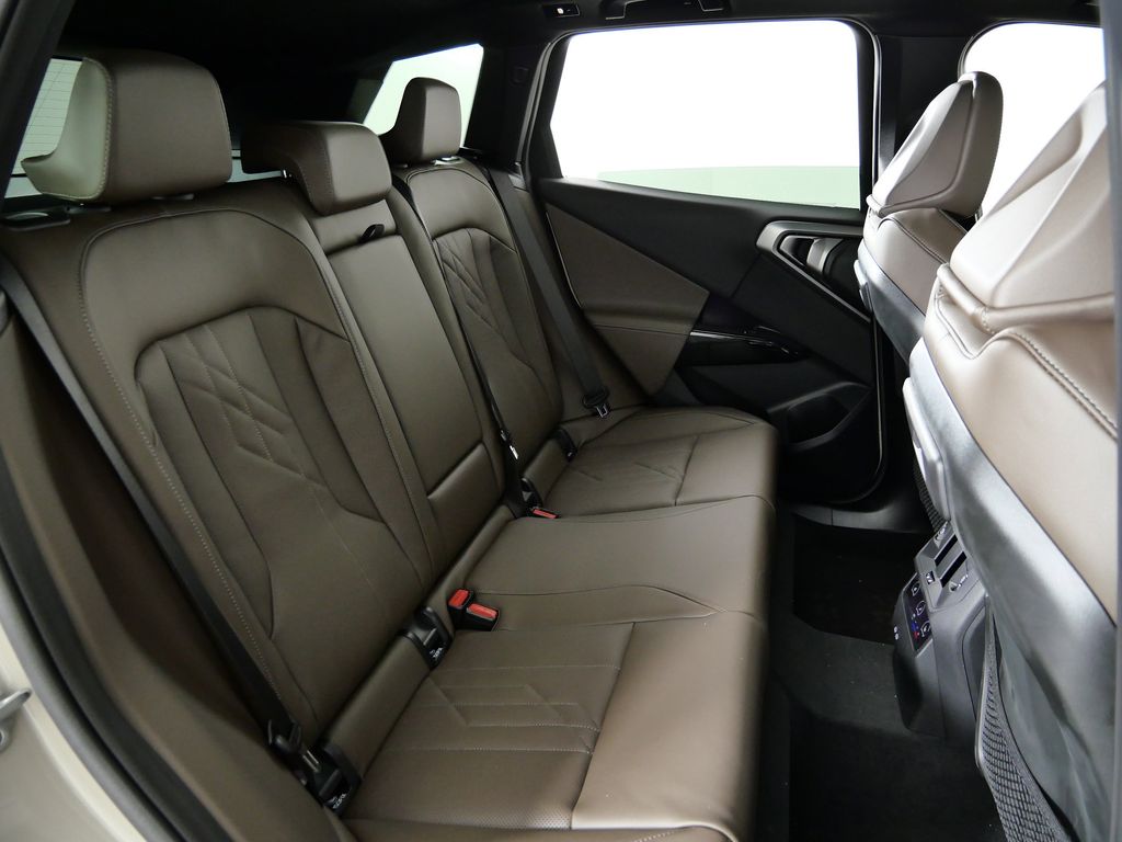 Thumbnail: 2026 BMW X3 - 26