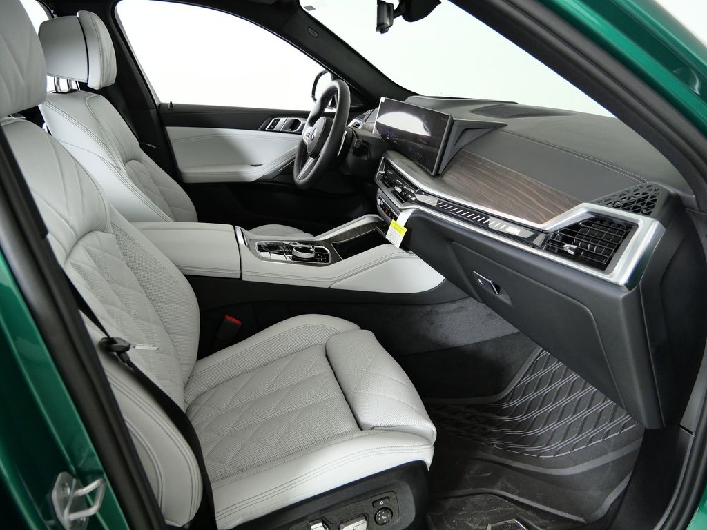 Thumbnail: 2026 BMW X6 - 20