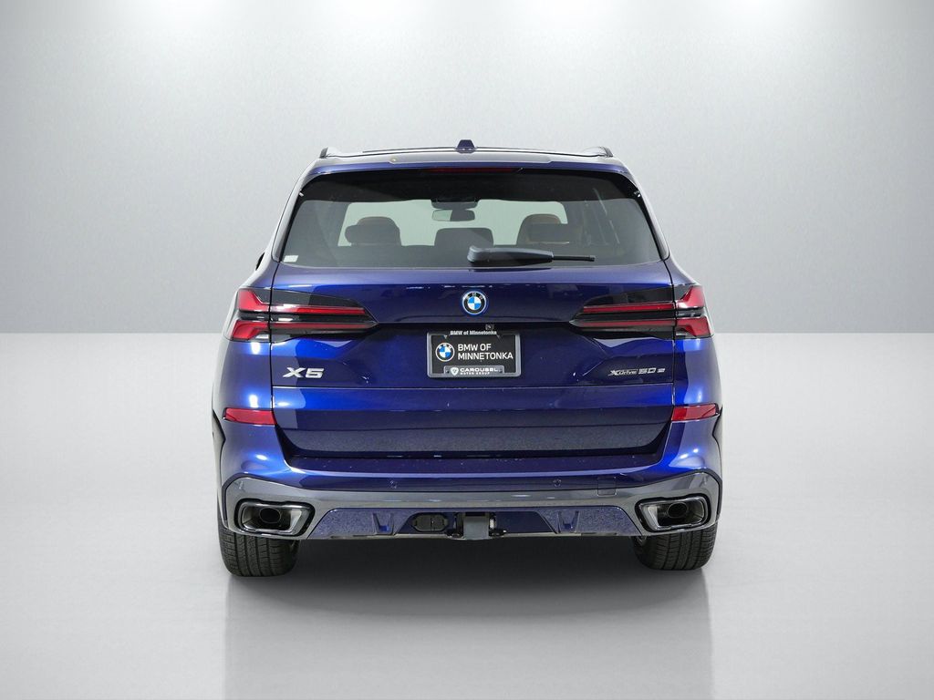 Thumbnail: 2026 BMW X5 - 10