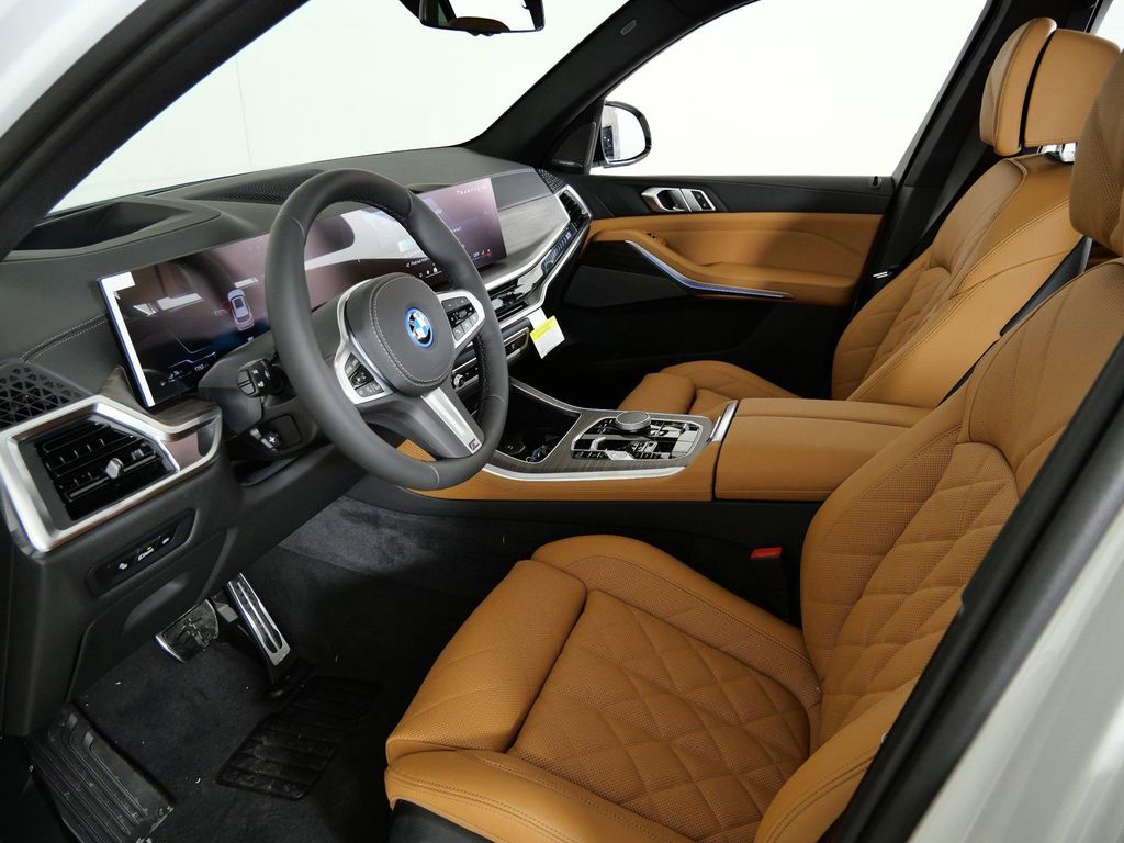Thumbnail: 2026 BMW X5 - 35