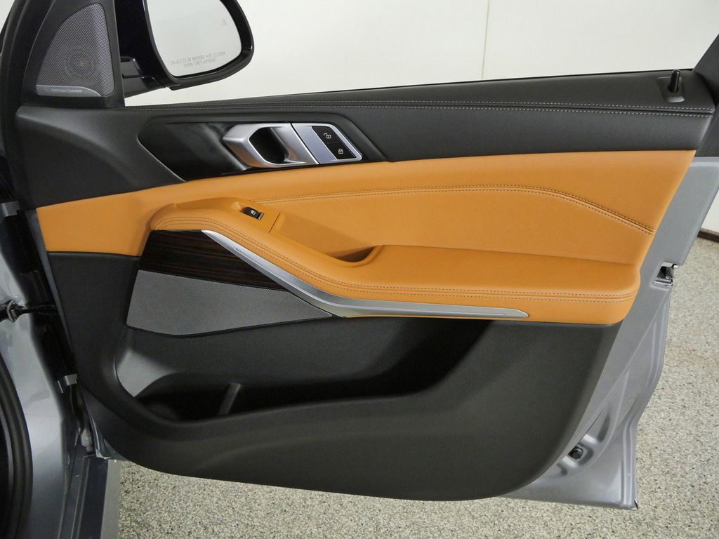 Thumbnail: 2026 BMW X5 - 19