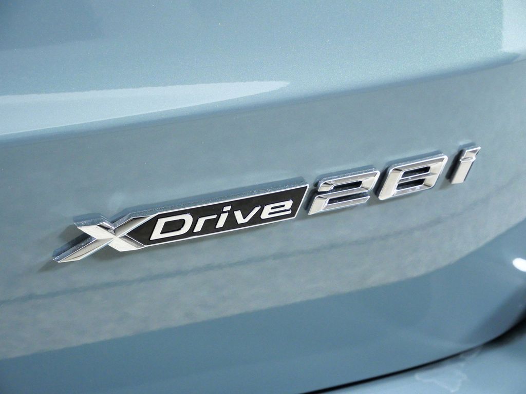 Thumbnail: 2026 BMW X1 - 12