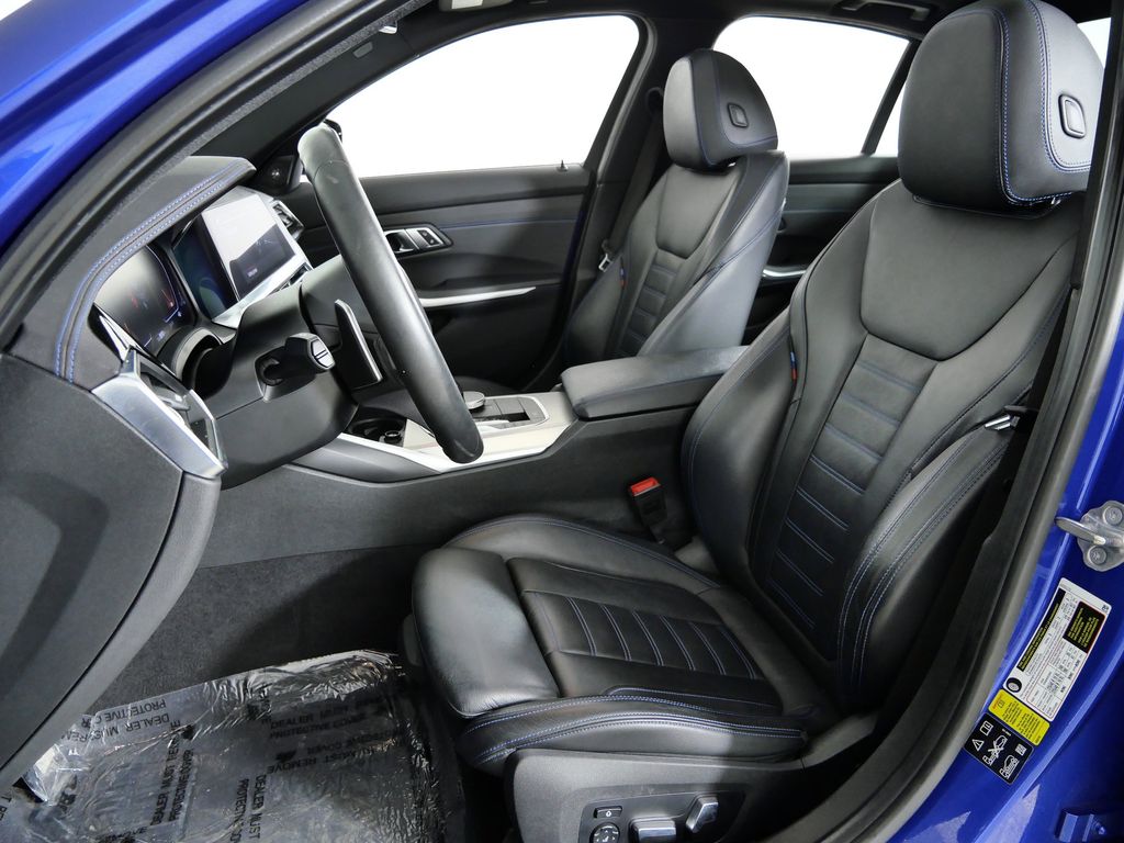 Thumbnail: 2019 BMW 3 Series - 35