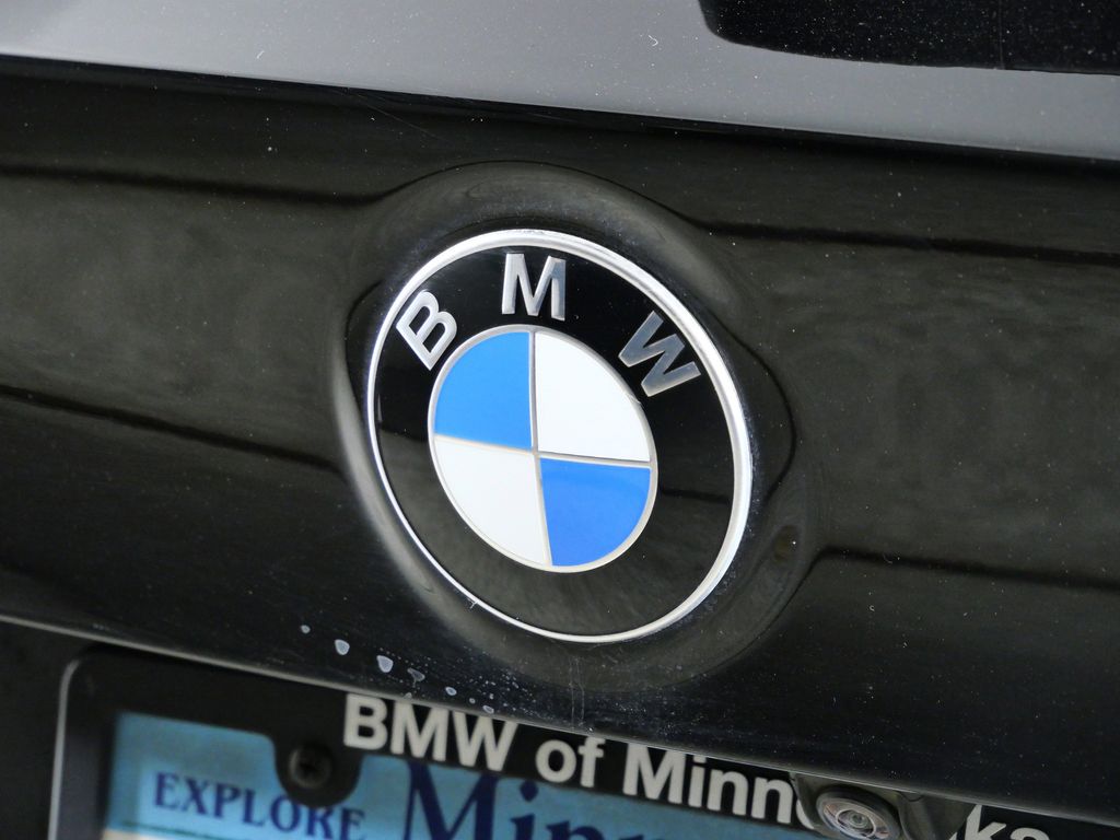Thumbnail: 2022 BMW X3 - 12