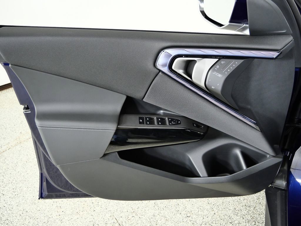 Thumbnail: 2026 BMW X3 - 32