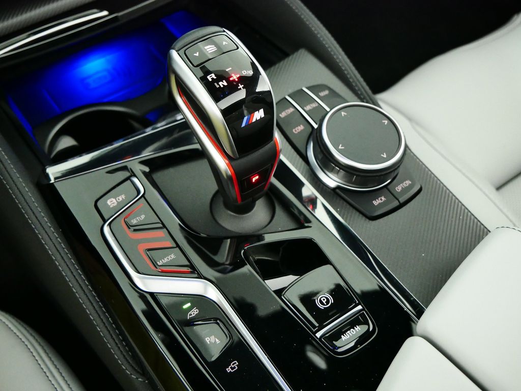 Thumbnail: 2023 BMW M5 - 49