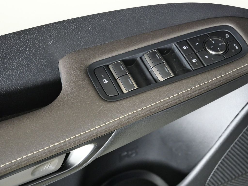 Thumbnail: 2023 Lexus RX - 36