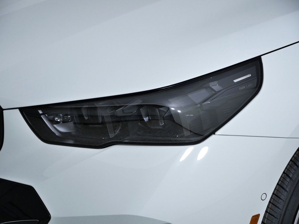Thumbnail: 2026 BMW 5 Series - 3