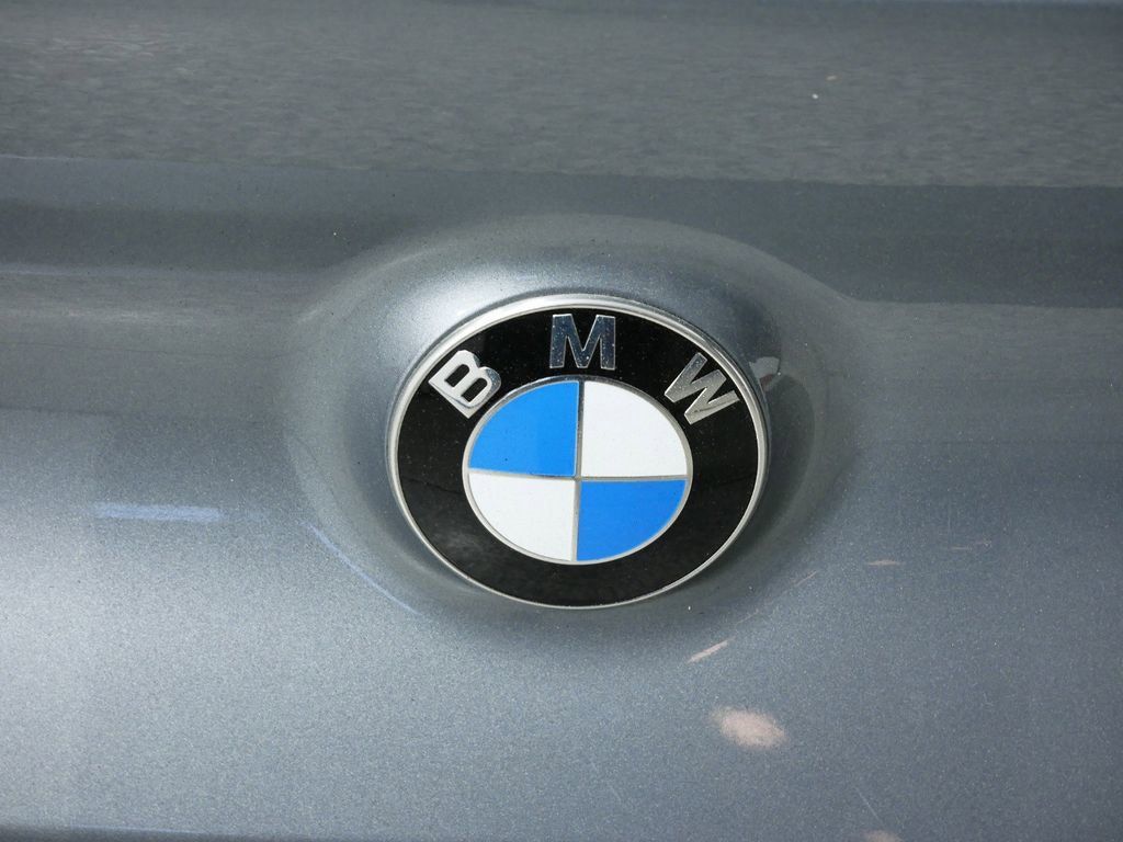 Thumbnail: 2024 BMW 8 Series - 12