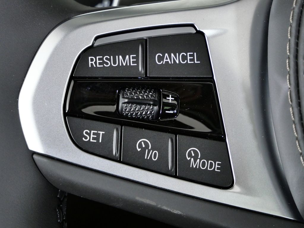 Thumbnail: 2026 BMW X7 - 41