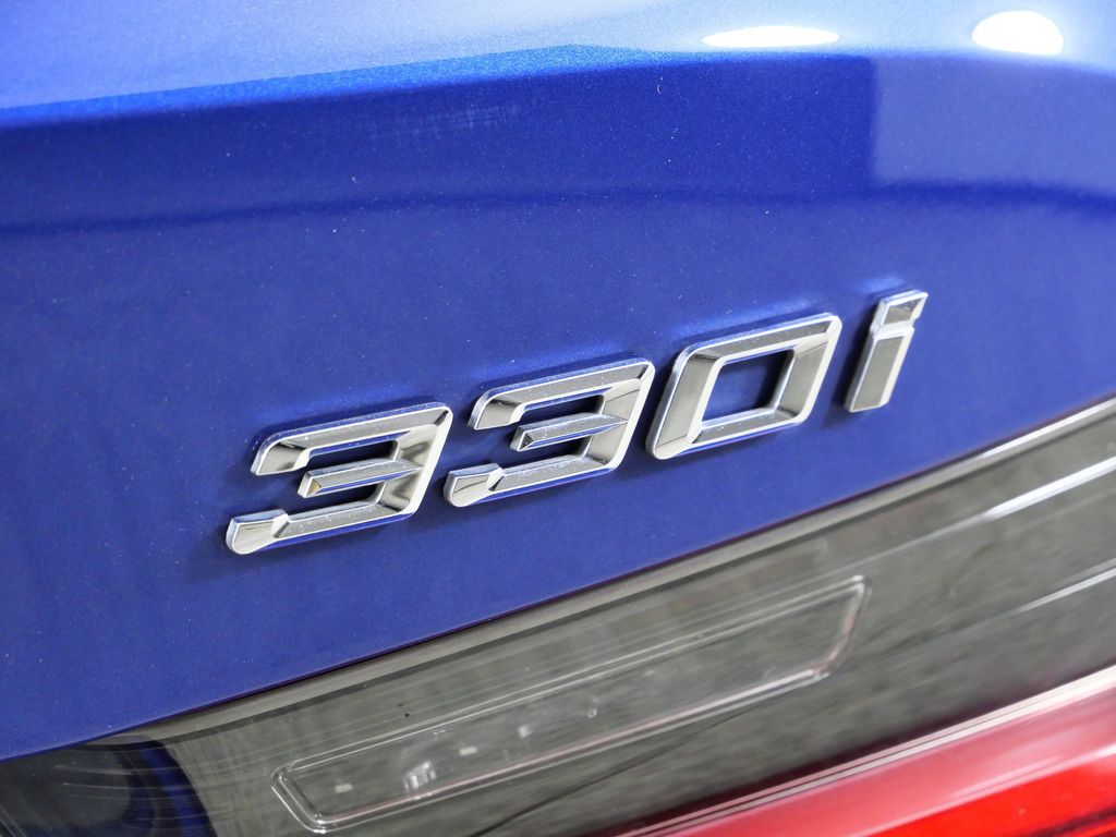 Thumbnail: 2019 BMW 3 Series - 13