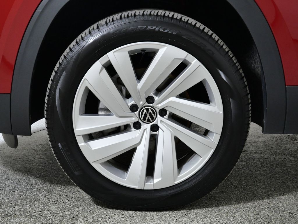 Thumbnail: 2023 Volkswagen Atlas - 18