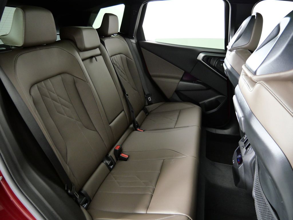 Thumbnail: 2025 BMW X3 - 31