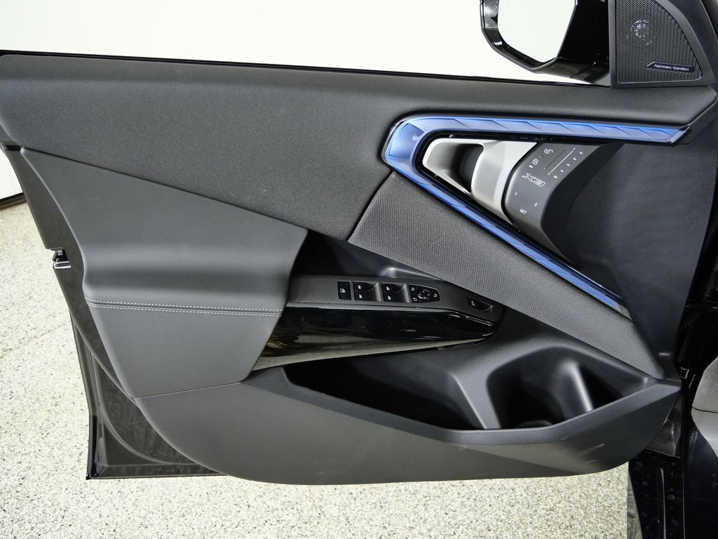 Thumbnail: 2026 BMW X3 - 33