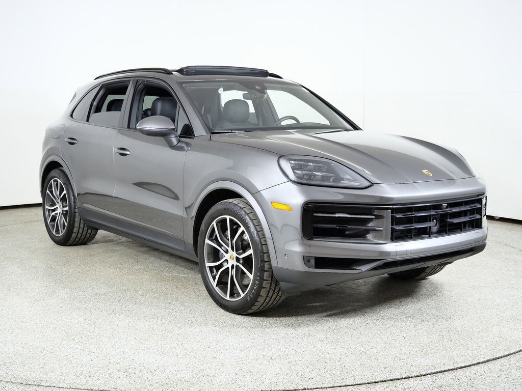 Thumbnail: 2024 Porsche Cayenne - 8