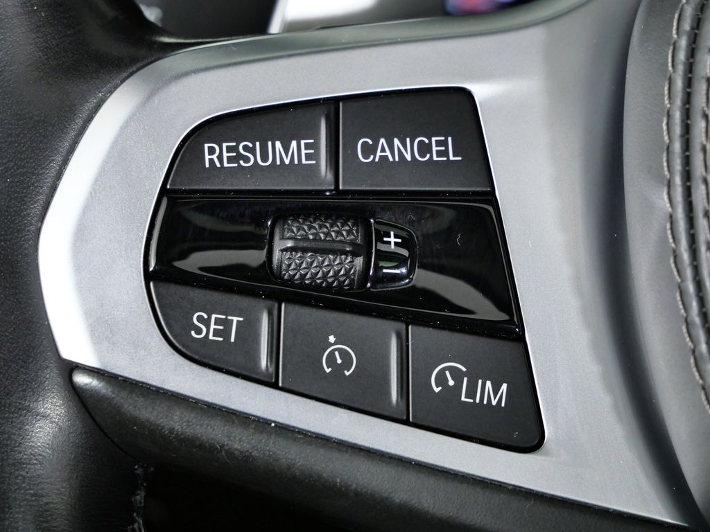 Thumbnail: 2020 BMW X7 - 41