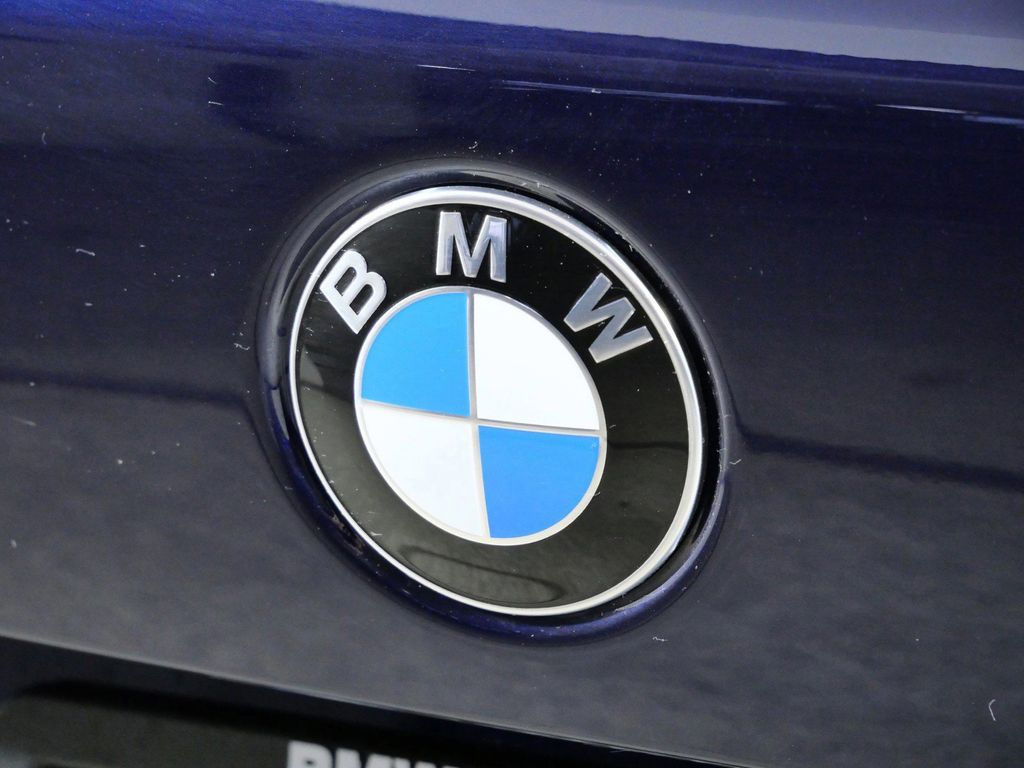 Thumbnail: 2026 BMW X5 - 12