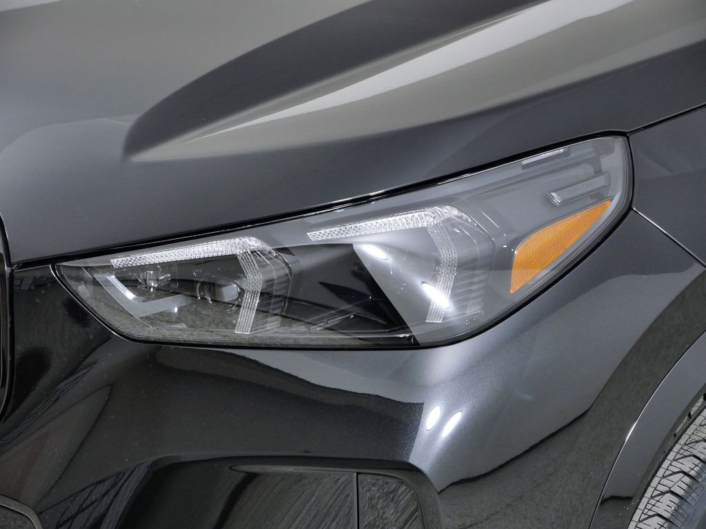 Thumbnail: 2026 BMW X1 - 3