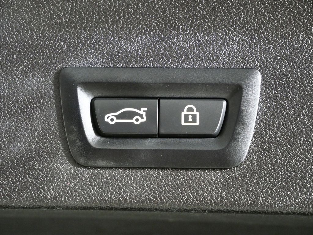 Thumbnail: 2020 BMW X3 - 29