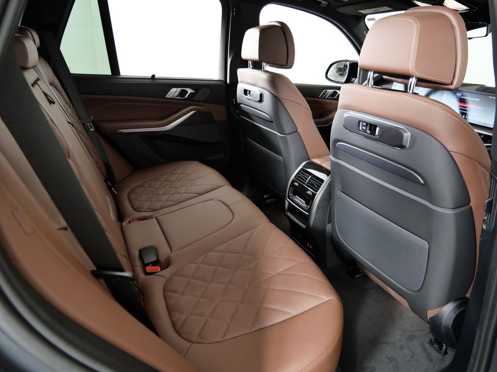 Thumbnail: 2026 BMW X5 - 26