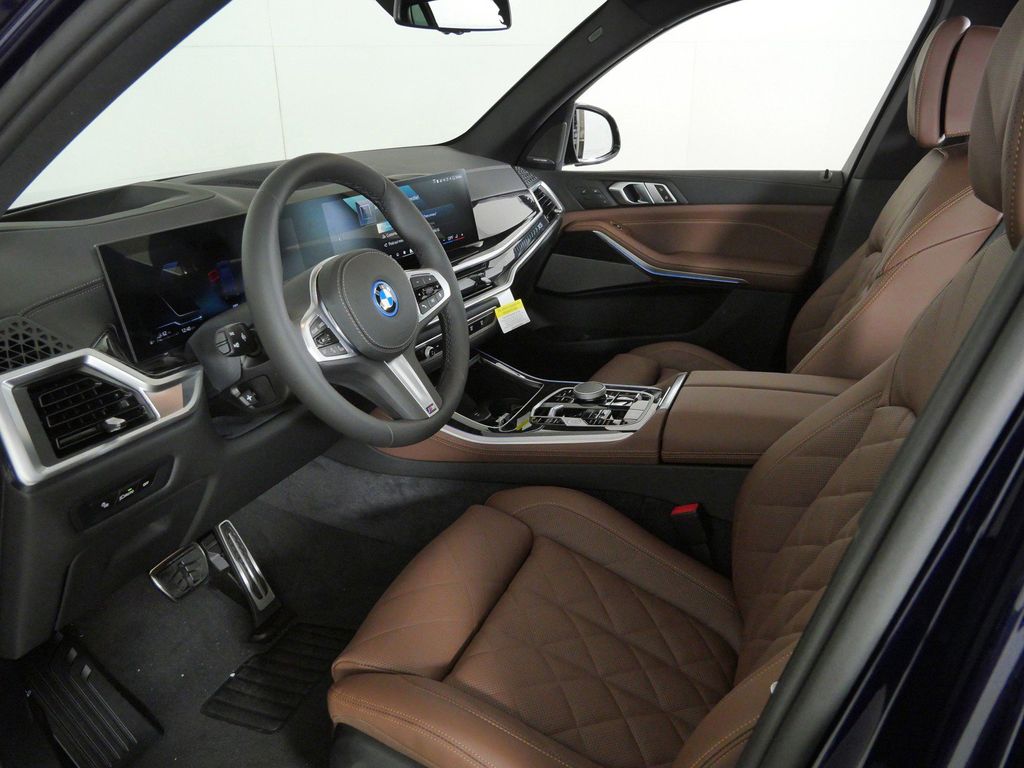Thumbnail: 2026 BMW X5 - 35