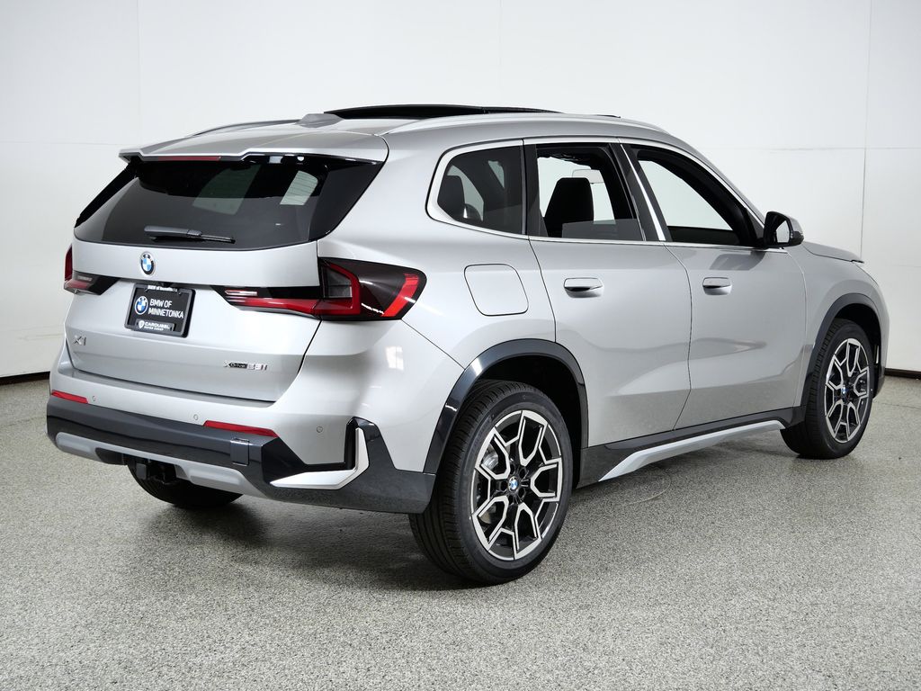 Thumbnail: 2026 BMW X1 - 9
