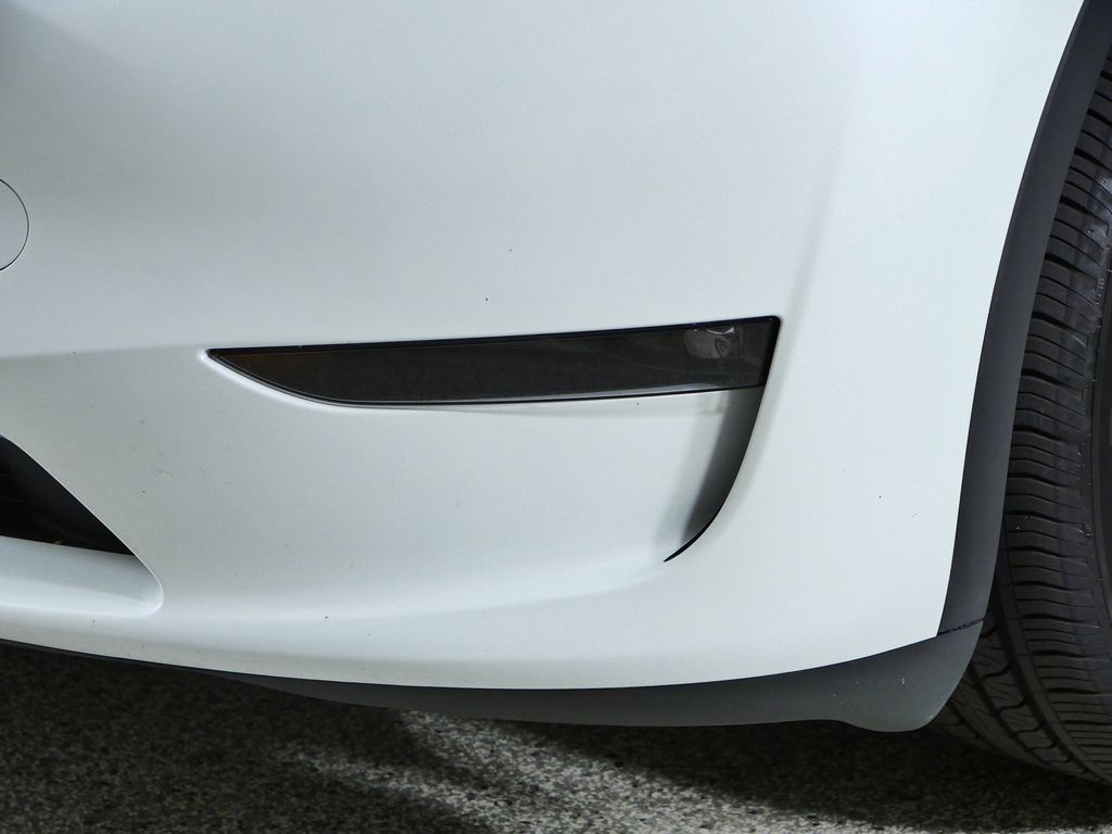 Thumbnail: 2025 Tesla Model Y - 5