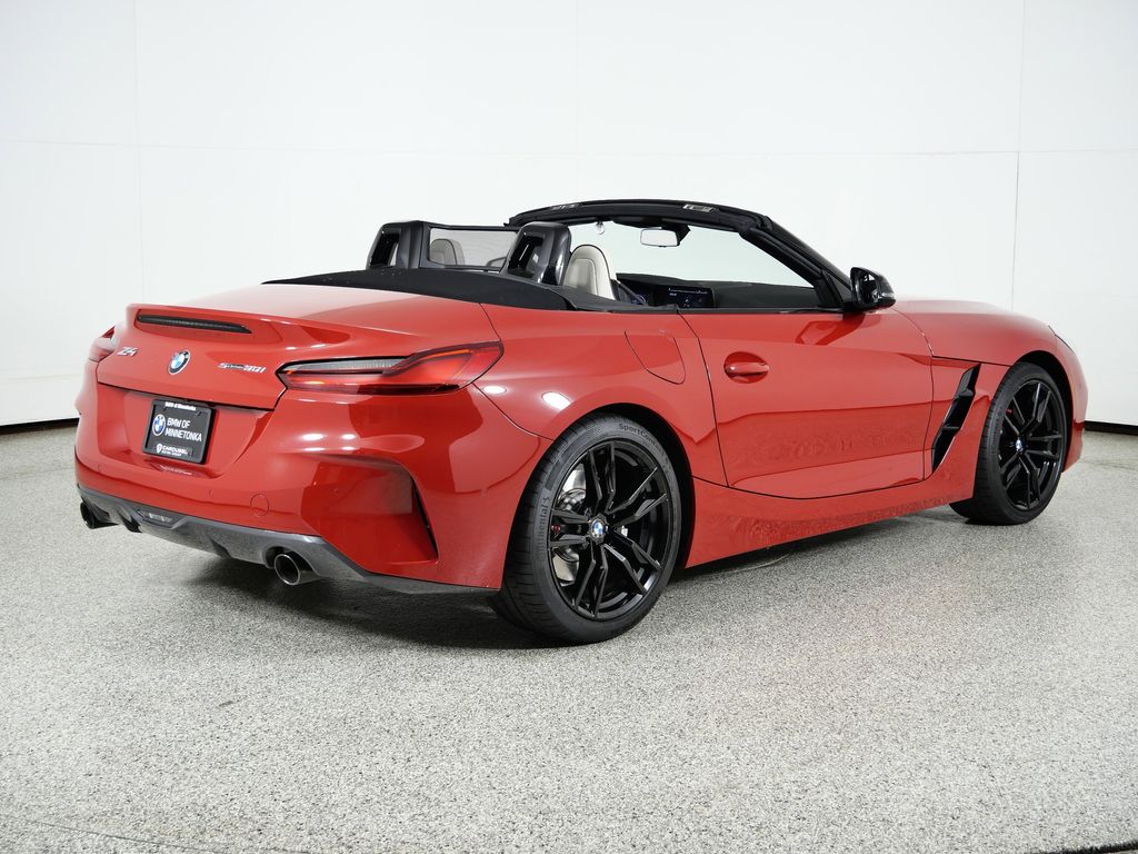Thumbnail: 2024 BMW Z4 - 11