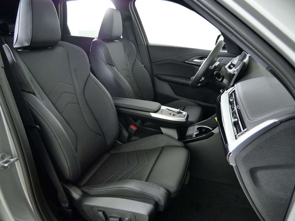 Thumbnail: 2026 BMW X1 - 21