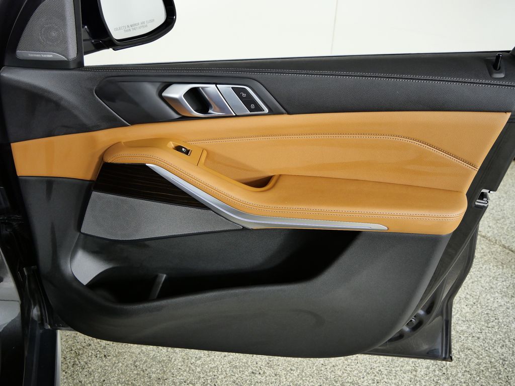 Thumbnail: 2021 BMW X5 - 20