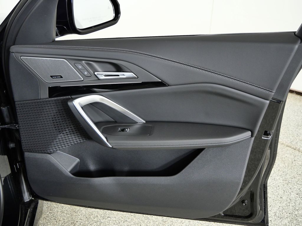 Thumbnail: 2026 BMW X1 - 19