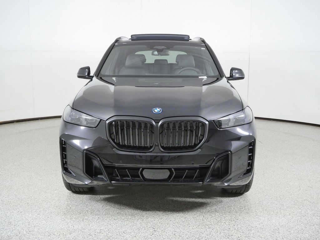 Thumbnail: 2026 BMW X5 - 2