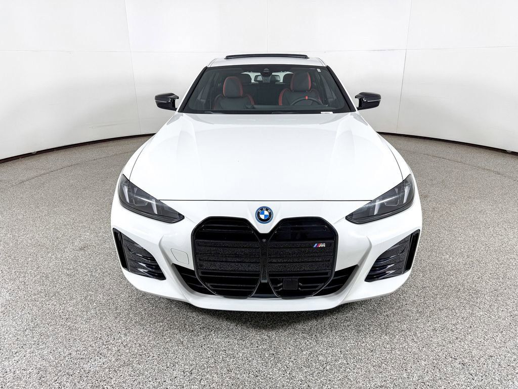 Thumbnail: 2025 BMW i4 - 8